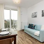公寓 Stacja Wola With Parking By Renters 华沙