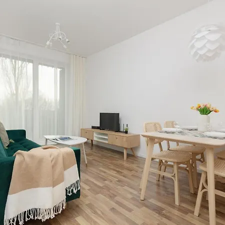 Stacja Wola With Parking By Renters