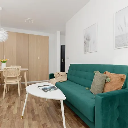 Apartment Stacja Wola With Parking By Renters *