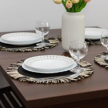 Apartment Stacja Wola With Parking By Renters Warschau