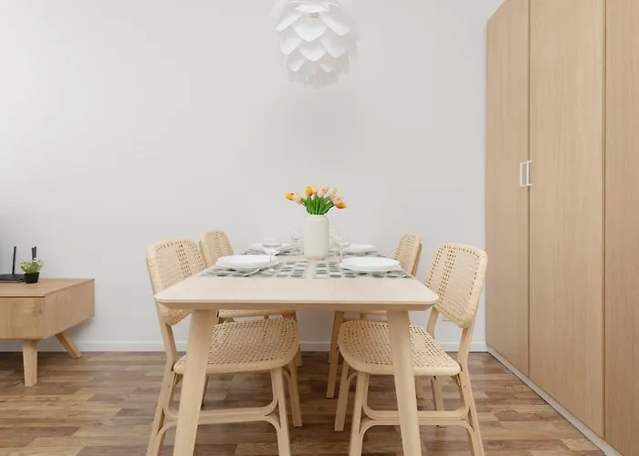 Apartment Stacja Wola With Parking By Renters *