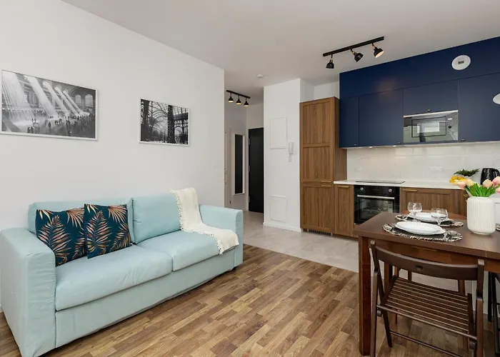 Apartment Stacja Wola With Parking By Renters *