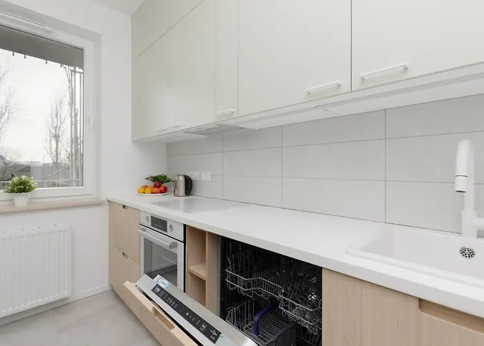 Stacja Wola With Parking By Renters Apartment Warsaw