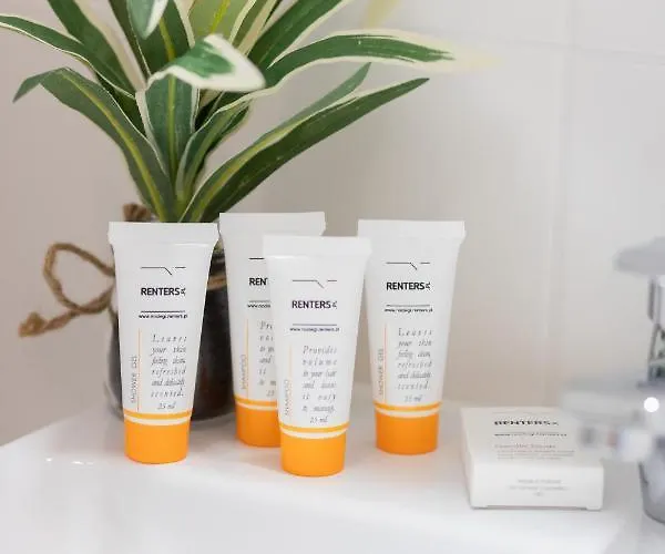 Stacja Wola With Parking By Renters