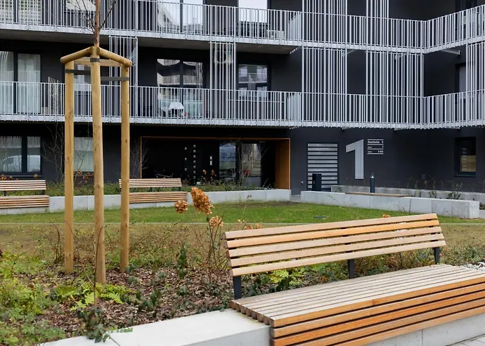 Stacja Wola With Parking By Renters