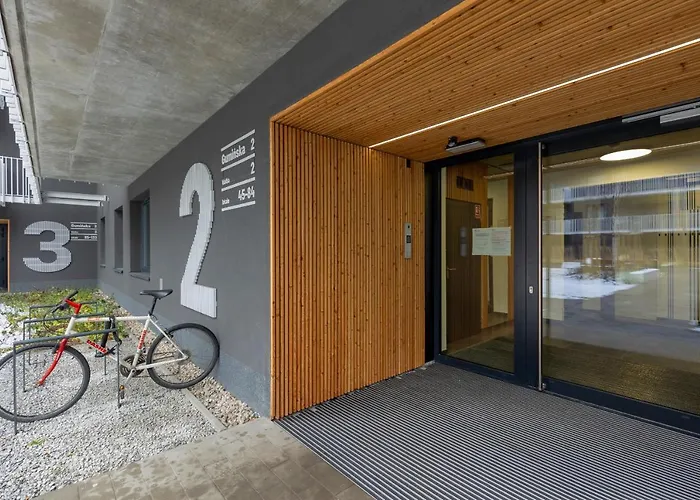 Stacja Wola With Parking By Renters Apartment *