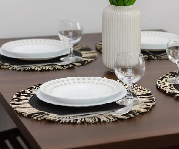 Apartment Stacja Wola With Parking By Renters Warsaw